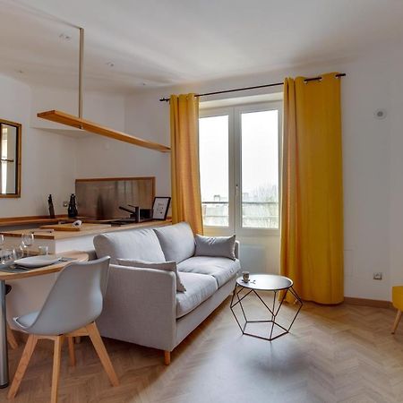Apartmán Au Coeur De Nantes Design Et Cosy Exteriér fotografie