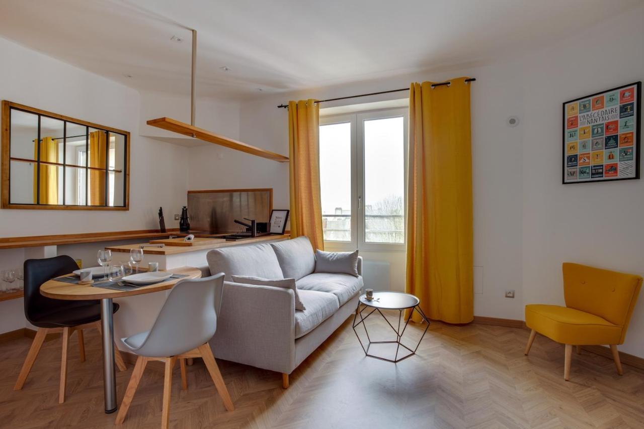 Apartmán Au Coeur De Nantes Design Et Cosy Exteriér fotografie